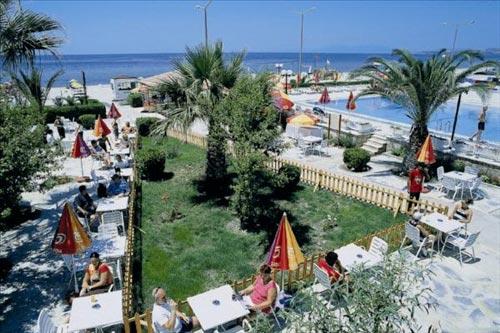 EGERiA OTEL BEACH CLUB