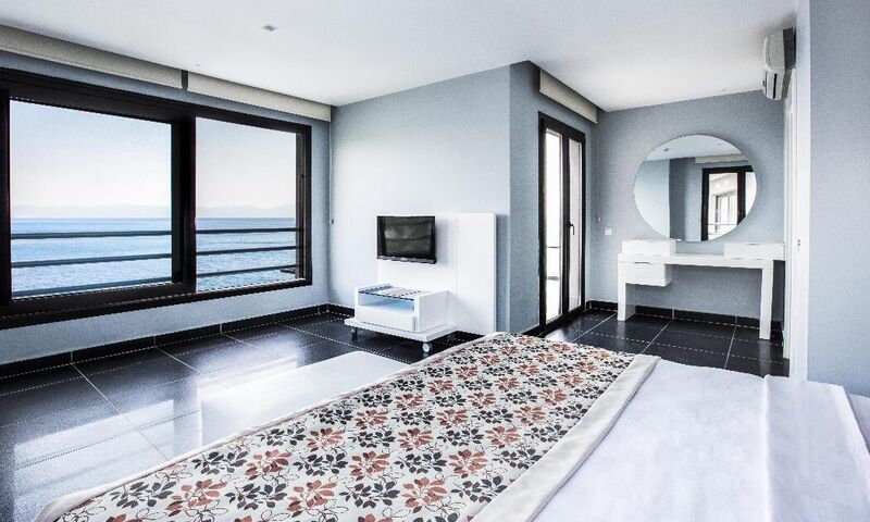 Aria Claros Hotel