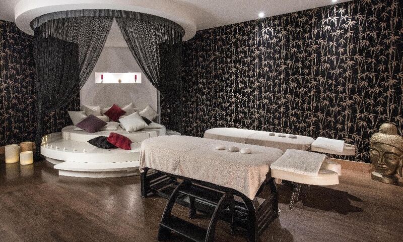 Aria Claros Hotel