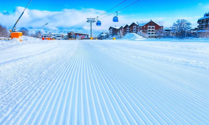 İzmir Çıkışlı Hadji Georgi Hotel 4 Gece 5 Gün Bansko Kayak Turu