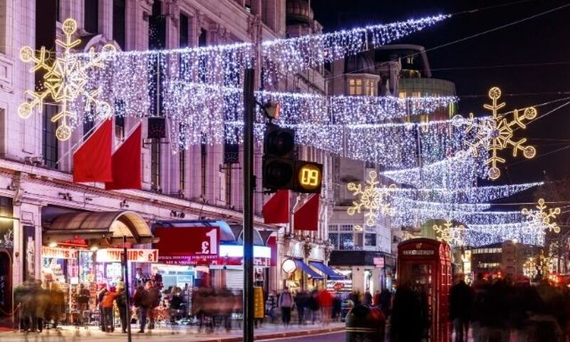 İzmir Çıkışlı Noel Zamanında Londra & Masalsı Cotswold Köyleri Turu