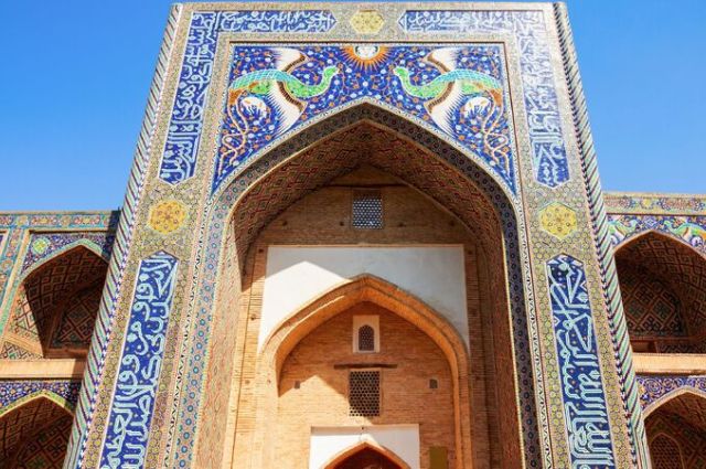 İzmir Çıkışlı İpek Yolu`nun İncileri Özbekistan-Kazakistan