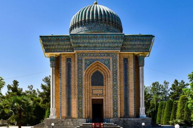 İzmir Çıkışlı Kırgızistan – Özbekistan – Kazakistan