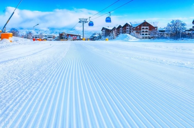 İzmir Çıkışlı Hadji Georgi Hotel 4 Gece 5 Gün Bansko Kayak Turu