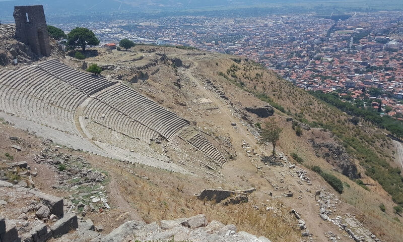 Pergamon Tour